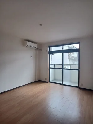 のマンスリーマンション・ウィークリーマンション「サウスコーポⅤ 103・洋室(No.1252072)」メイン画像