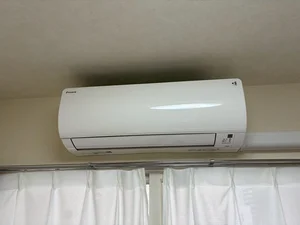 エアコン（夏季のみ使用可）