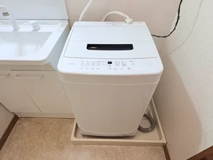 洗濯機は室内に設置しております♪入居後すぐにご利用が可能です(^^♪タオル1式分もご用意しております☆彡