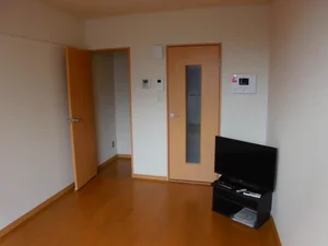 のマンスリーマンション・ウィークリーマンション「レオパレスヴィクトワール 111(No.1252151)」メイン画像