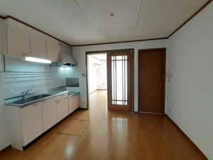 のマンスリーマンション・ウィークリーマンション「アイランドヘヴンⅡ 102・洋室(No.1252185)」メイン画像