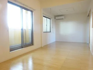 のマンスリーマンション・ウィークリーマンション「スターブル　知Ⅰ 202・洋室(No.1252262)」メイン画像