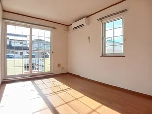 のマンスリーマンション・ウィークリーマンション「マロニエⅡ 101・洋室(No.1252322)」メイン画像