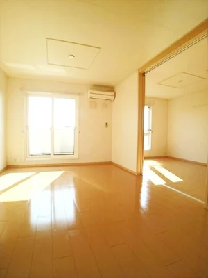 のマンスリーマンション・ウィークリーマンション「アルカンシエル・ド・ナナ　Ⅰ 203・洋室(No.1252335)」メイン画像