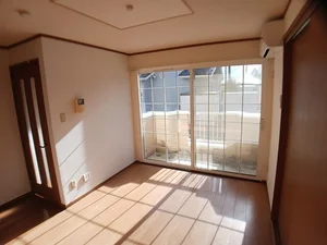 のマンスリーマンション・ウィークリーマンション「プリムローズ 101・洋室(No.1252588)」メイン画像