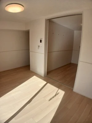 豊橋市のマンスリーマンション・ウィークリーマンション「ミュゲ　ブリエ 102・洋室(No.1252721)」メイン画像