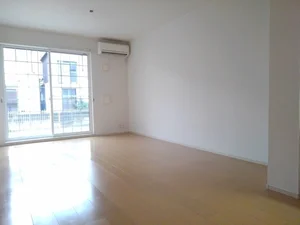 大阪府のマンスリーマンション・ウィークリーマンション「ジェルメ五十鈴 102・洋室(No.1252871)」メイン画像