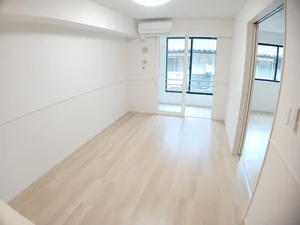 のマンスリーマンション・ウィークリーマンション「コスタ・ルーチェ 102・洋室(No.1252967)」メイン画像