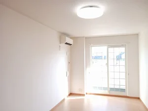 亀山市のマンスリーマンション・ウィークリーマンション「ドゥメゾンＢ 106・洋室(No.1253007)」メイン画像