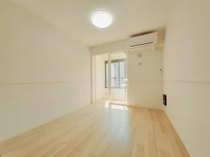 のマンスリーマンション・ウィークリーマンション「コリーナ　ディ　ヴェルデ　１ 102・洋室(No.1253054)」メイン画像