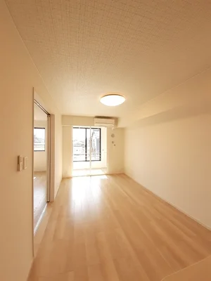 香川県のマンスリーマンション・ウィークリーマンション「クルール坂本Ｂ 103・洋室(No.1253108)」メイン画像