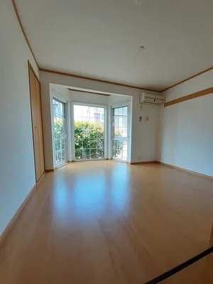 大分県のマンスリーマンション・ウィークリーマンション「エスポアール　Ⅲ 102・洋室(No.1253174)」メイン画像