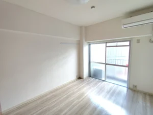 のマンスリーマンション・ウィークリーマンション「🚉✨泉大津駅徒歩8分🚶‍♀️難波・関空へアクセス抜群🌈🛫出張や通勤に最適なビジネス拠点✨ 107(No.1253265)」メイン画像