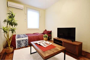 弊社の岡山医大前ウィークリーマンションおよび岡山医大前マンスリーマンションでは、ご利用いただく際に必要な家具や家電製品に加え、様々な備品を完備しております。これにより、ご利用当日から快適にお過ごしいただけるように配慮しております。