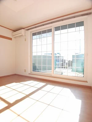 のマンスリーマンション・ウィークリーマンション「キアーロディルーナ 205・洋室(No.1253568)」メイン画像