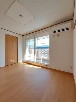 愛媛県のマンスリーマンション・ウィークリーマンション「Ｗｏｏｄ　Ｐａｒｋ　Ｎ　Ｂ 201・洋室(No.1253769)」メイン画像