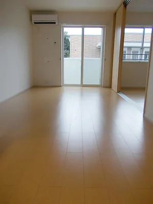 のマンスリーマンション・ウィークリーマンション「メゾン・ド・ソレイユⅡＡ 201・洋室(No.1253823)」メイン画像