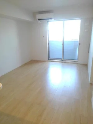 のマンスリーマンション・ウィークリーマンション「ラネ・ド・シアンＡ 102・洋室(No.1253980)」メイン画像