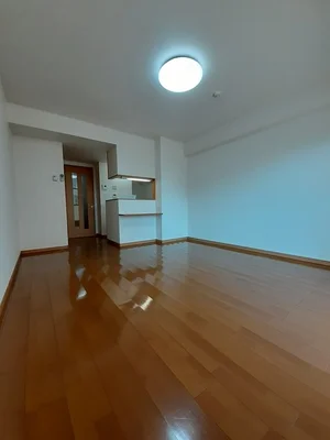 のマンスリーマンション・ウィークリーマンション「Ｃｏｎ　Ｂｒｉｏ 209・洋室(No.1254275)」メイン画像