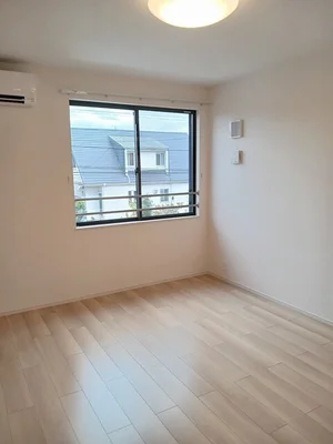 のマンスリーマンション・ウィークリーマンション「ベラ・ローザ 201・洋室(No.1254354)」メイン画像