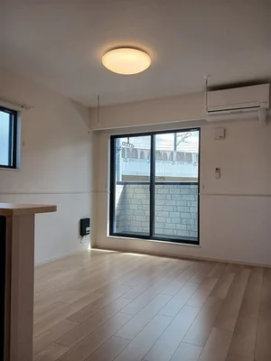 のマンスリーマンション・ウィークリーマンション「ラフィネ　ドヌール 204・洋室(No.1254368)」メイン画像