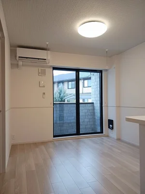 小山市のマンスリーマンション・ウィークリーマンション「ラフィネ　ドヌール 102・洋室(No.1254374)」メイン画像