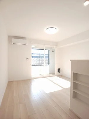 のマンスリーマンション・ウィークリーマンション「Ｄｅｎｂｅ塩津Ⅰ 202・洋室(No.1254492)」メイン画像