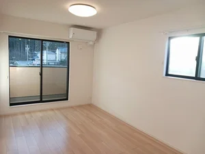 いなべ市のマンスリーマンション・ウィークリーマンション「ロイヤルホープ 203・洋室(No.1254560)」メイン画像