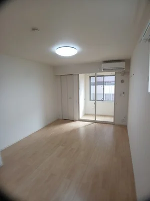 のマンスリーマンション・ウィークリーマンション「ブルー　スカイ 107・洋室(No.1254918)」メイン画像