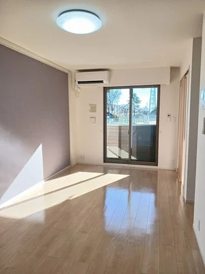 のマンスリーマンション・ウィークリーマンション「ショコラ 103・洋室(No.1255037)」メイン画像