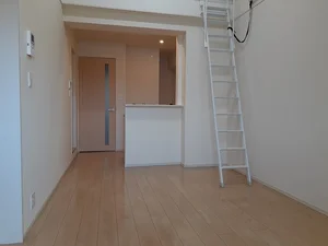 のマンスリーマンション・ウィークリーマンション「コンソラータ 203・洋室(No.1255463)」メイン画像