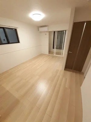 三重県のマンスリーマンション・ウィークリーマンション「フォルトゥーナ　Ａ 105・洋室(No.1255596)」メイン画像