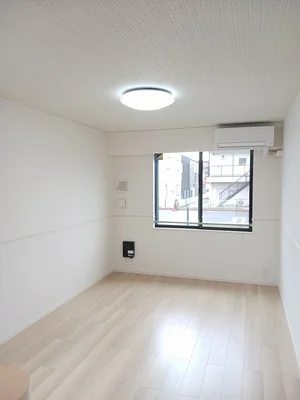 小田原市飯泉（神奈川県）のマンスリーマンション・ウィークリーマンション「エルメシア 101・洋室(No.1255851)」メイン画像