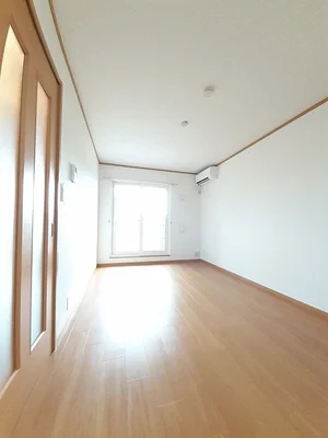 小千谷駅（新潟県）のマンスリーマンション・ウィークリーマンション「カーサ・デル・ソル　Ａ 201・洋室(No.1255877)」メイン画像