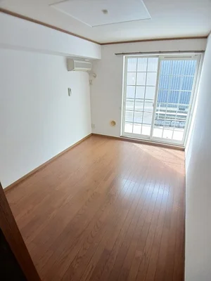 太郎坊宮前駅（滋賀県）のマンスリーマンション・ウィークリーマンション「ラフィネシャトレーⅢ番館 102・洋室(No.1255975)」メイン画像