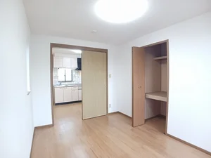 のマンスリーマンション・ウィークリーマンション「メゾン・コスミティー 202・洋室(No.1256091)」メイン画像