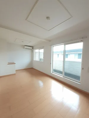 広島県のマンスリーマンション・ウィークリーマンション「リバーサイドヒルズＢ 201・洋室(No.1256354)」メイン画像