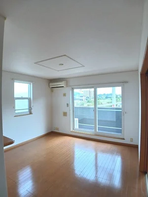 香川県のマンスリーマンション・ウィークリーマンション「サンルート堂山Ａ 201・洋室(No.1256421)」メイン画像