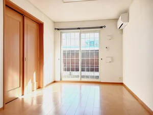 岐阜県のマンスリーマンション・ウィークリーマンション「シュティル　デーア 103・洋室(No.1256521)」メイン画像