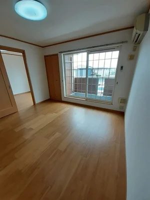 津市のマンスリーマンション・ウィークリーマンション「ポワールセゾン　Ｂ棟 203・洋室(No.1256612)」メイン画像