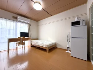 のマンスリーマンション・ウィークリーマンション「🔷🔹🔸🔶⭐駐車場付き🚙⭐つくば駅徒歩圏内⭐1Kタイプ⭐軽量鉄骨造⭐【禁煙&Wi-Fi無料】⭐🔶🔸🔹🔷「T12」 107・1K(No.1256795)」メイン画像