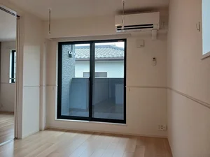 山梨県立大学池田キャンパス周辺のマンスリーマンション・ウィークリーマンション「ピオーネ　ドゥエ 204・洋室(No.1256987)」メイン画像