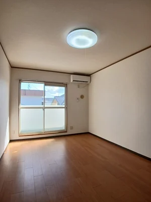 新城市のマンスリーマンション・ウィークリーマンション「パ－クシャト－イカリヤ 202・洋室(No.1257011)」メイン画像
