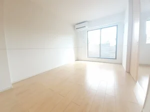 のマンスリーマンション・ウィークリーマンション「フォレスト　ソレイユⅤ 202・洋室(No.1257045)」メイン画像