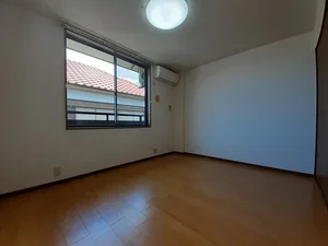 三重県のマンスリーマンション・ウィークリーマンション「メゾン　アイリス 202・洋室(No.1257049)」メイン画像