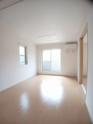 のマンスリーマンション・ウィークリーマンション「カーサレアルＢ 201・洋室(No.1257179)」メイン画像