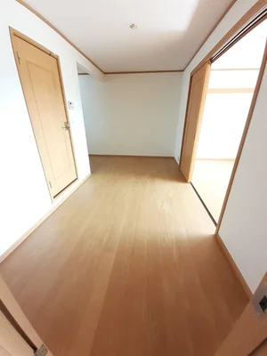 のマンスリーマンション・ウィークリーマンション「セレンディピティ 202・洋室(No.1257210)」メイン画像