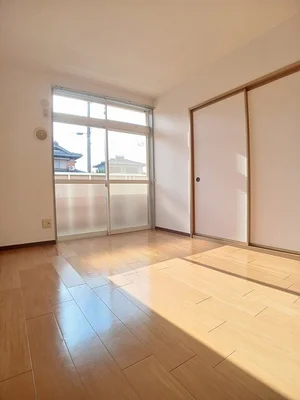 のマンスリーマンション・ウィークリーマンション「ニューシティカームＨＩＲＡＯＫ 102・洋室(No.1257395)」メイン画像