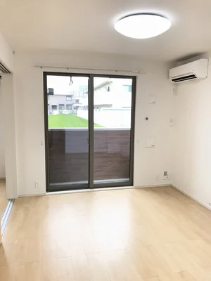 のマンスリーマンション・ウィークリーマンション「サン・ルミエールＣ 105・洋室(No.1257400)」メイン画像