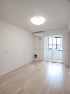 三原駅（広島県）のマンスリーマンション・ウィークリーマンション「ユアグレイス城町 102・洋室(No.1257431)」メイン画像